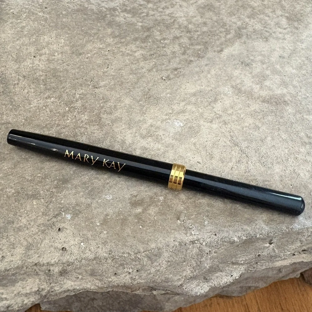 Vintage Mary Kay Retractable Lip Brush with Case Rare New In Package